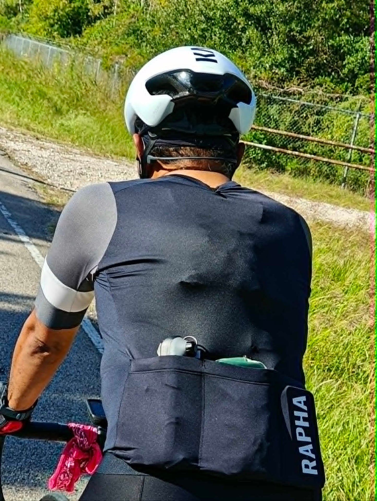Strap-Free Cycling Cooling Backpack - White
